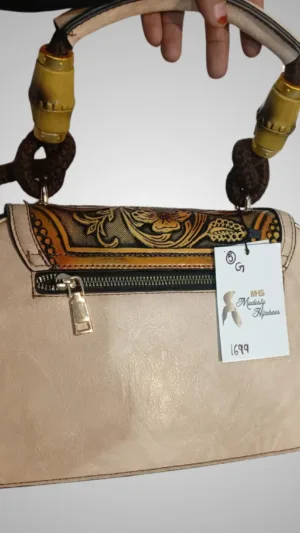 looking Stylish Sling Bag – photo 2 at Modesty EStore