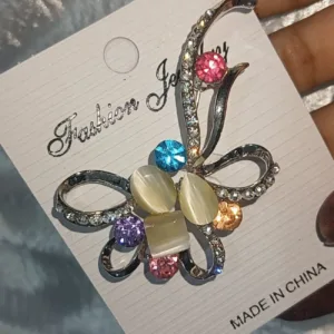 Elegant Brooch For Ladies