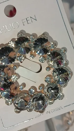 Round Hijab Brooch