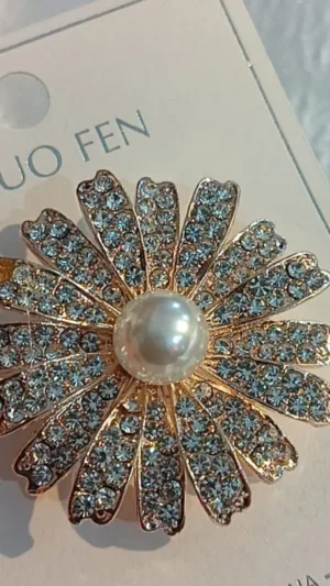 Brooch For Hijab