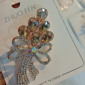 Round Brooch Designs