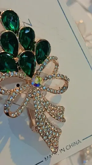 Modestyestore Brooch Collection