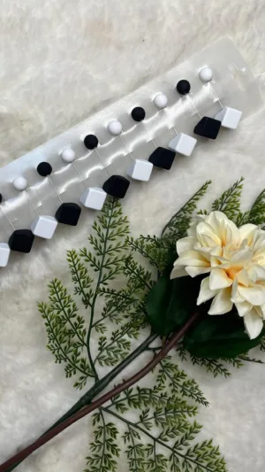 Trendy hijab pins- loop pins set of 12 - Square
