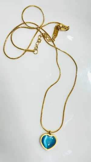 Long lasting pendant
